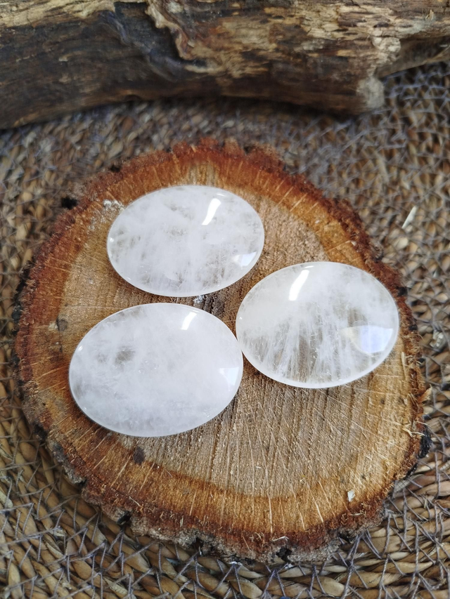 Galet anti stress Cristal de roche 