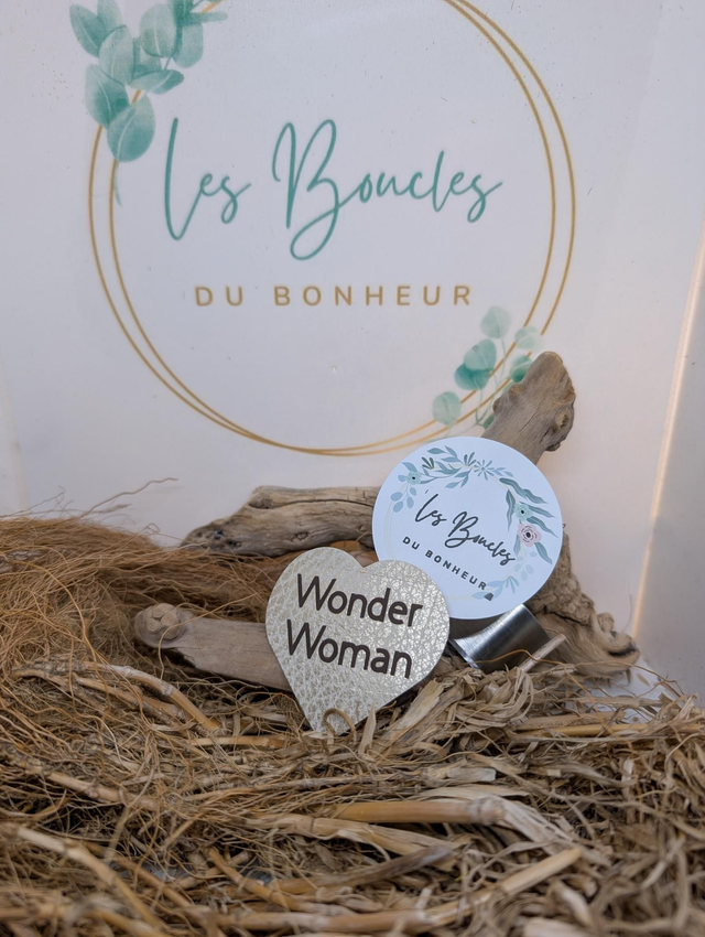 Broche personnalisée Wonder woman br054