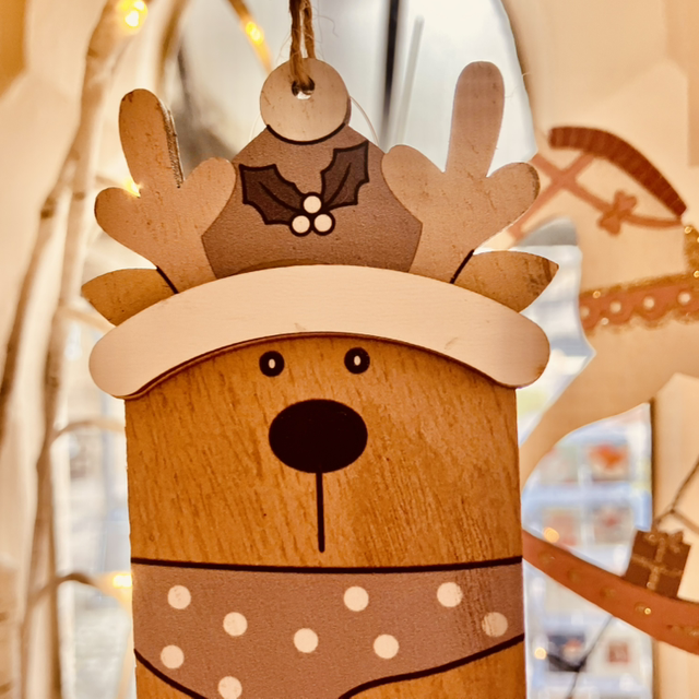 Christmas Decorations- Wooden Reindeer 