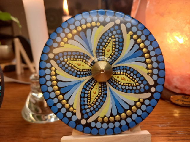 Porte-encens 4 portes bleu et jaune 10 cm