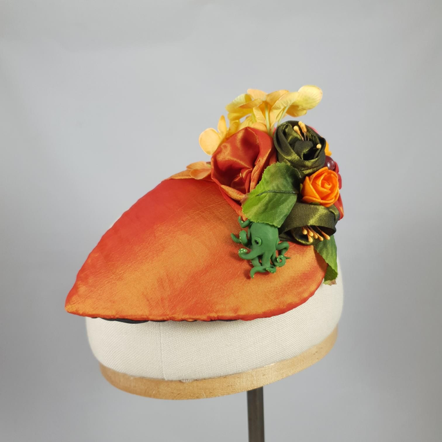 Fascinator goutte orange avec poulpe