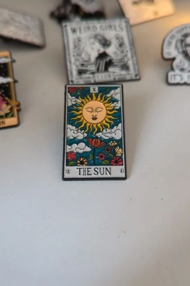 Pin's the sun