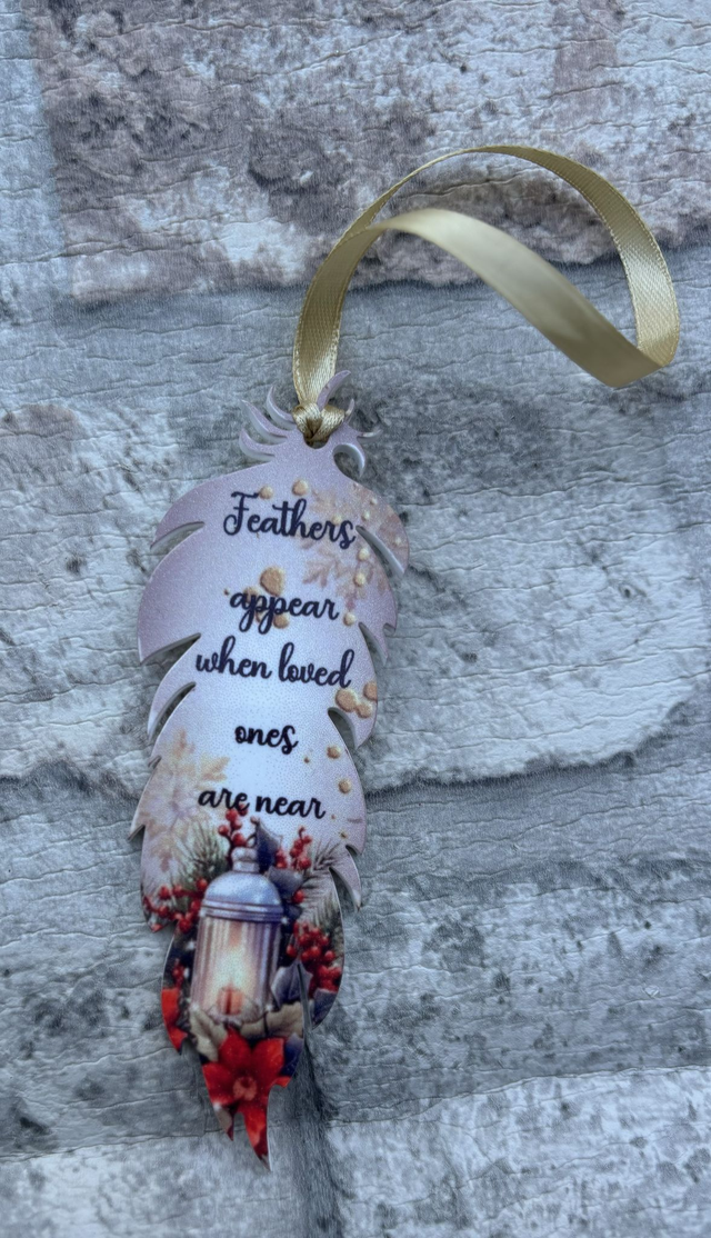 Lantern feather hanger
