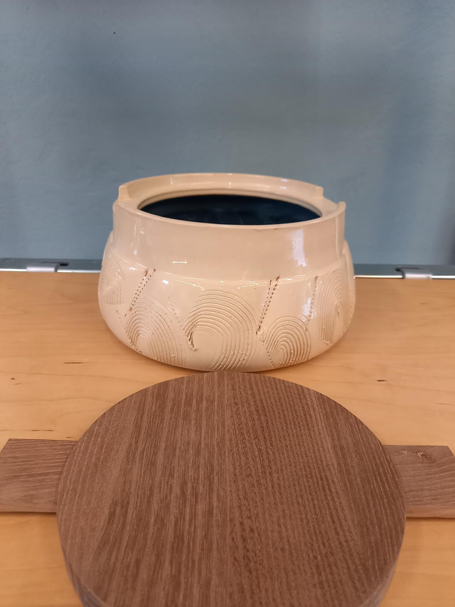 Brotdose rund Ritzdekor