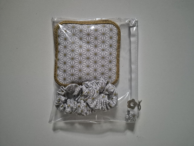 Trousse + lingettes + chouchous