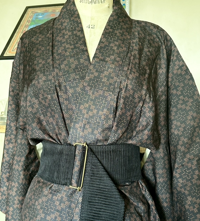 Kimono komon soie noire et marron
