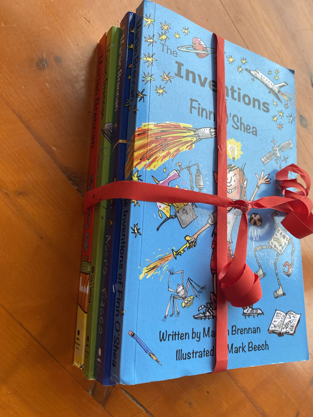 Market 4 book bundle