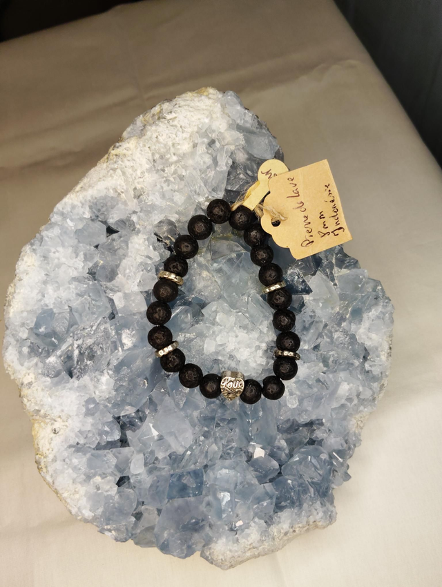 N12 Pierre De Lave/Breloque coeur love