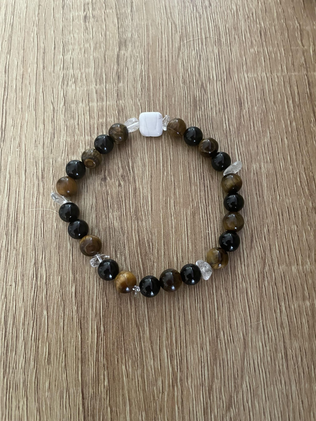 Bracelet Oeil de tigre de 8 mm, Cristal de roche chips et Howlite