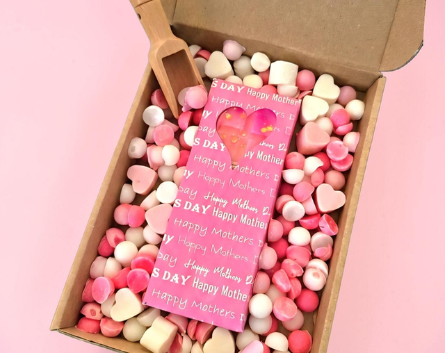 Mothers Day Scoop Gift Box