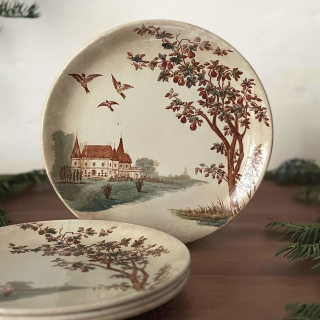 les assiettes polychromes Jules Vieillard, Terre de Fer - lot &quot;Château&quot;