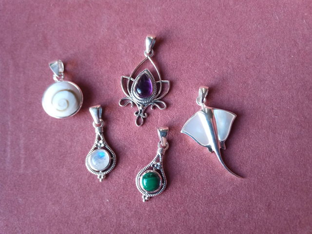 Pendentif Subtil Argent Cristaux véritables