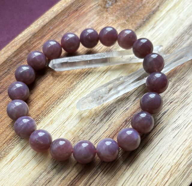 Lavender/Purple Rose Quartz bracelet 