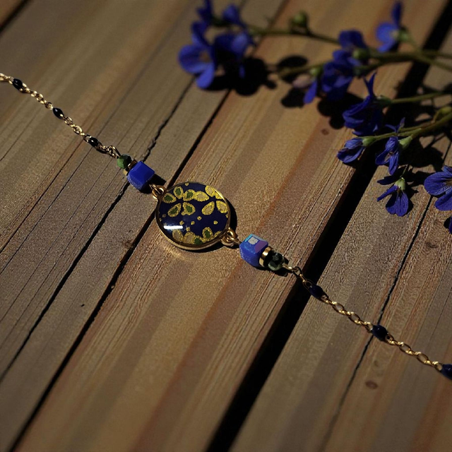 bracelet acier inoxydable motifs japonais bleu foncé et doré