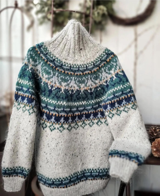 Alasuq Polar Sweater Kit - Col 34 (Light Grey Tweed & Teal Heather) - Wool & Pattern - Linka Neumann