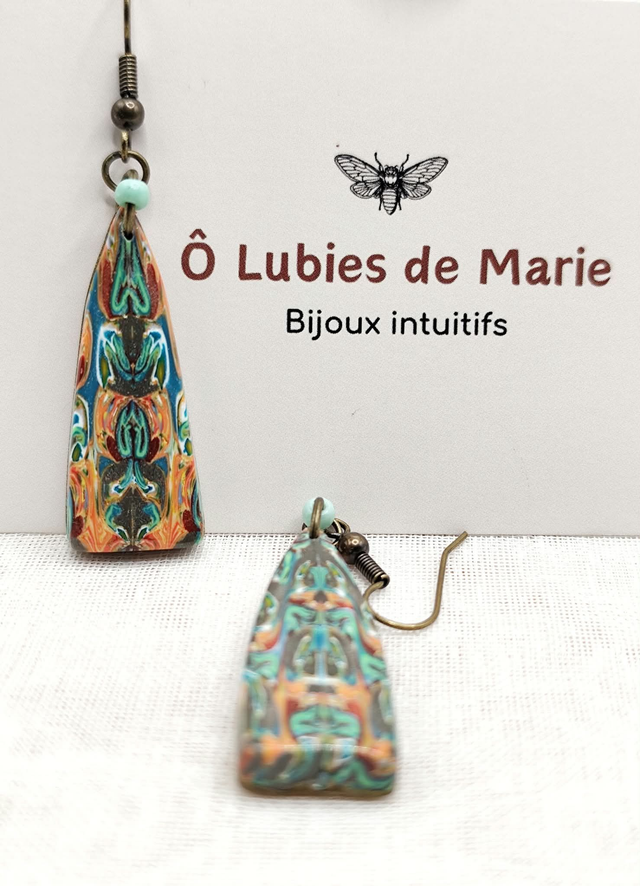 Boucles d’oreilles Échos des cigales – Bijoux artisanaux en argile polymère