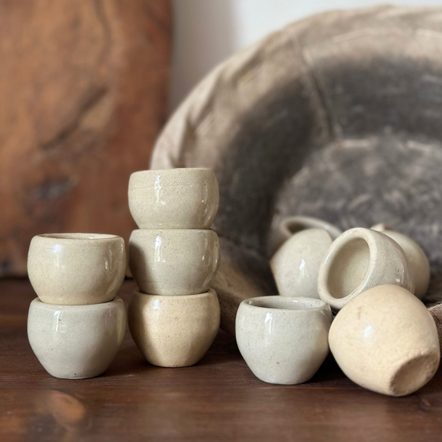 les petits godets à escargots en grès