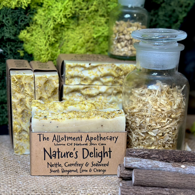 Natures Delight Large