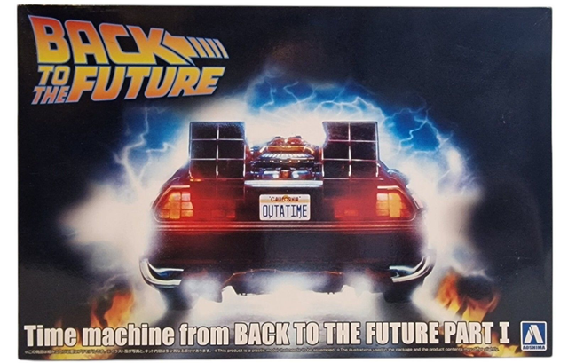 DMC Delorean time machine model kit