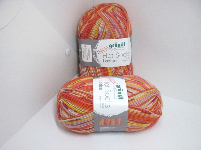 Pelote de fil à tricoter &quot;chaussettes&quot;  