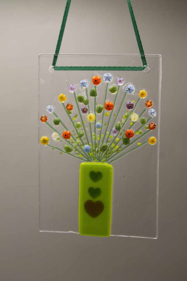 Thurs 5th March, 10.30am - 1pm - Mothers Day Suncatchers