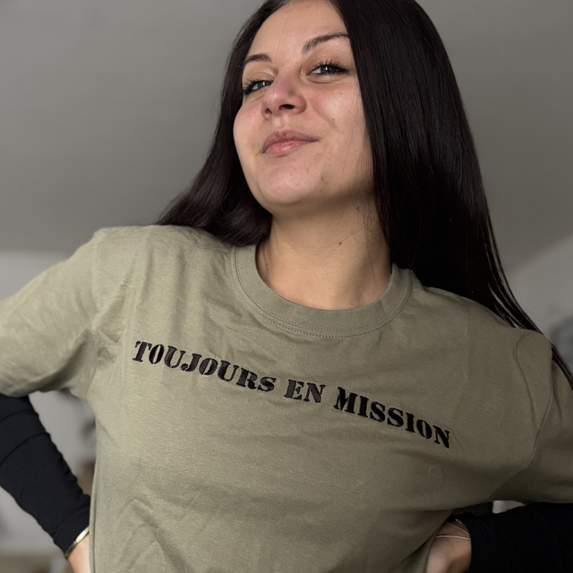 T-shirt brodé TOUJOURS EN MISSION homme