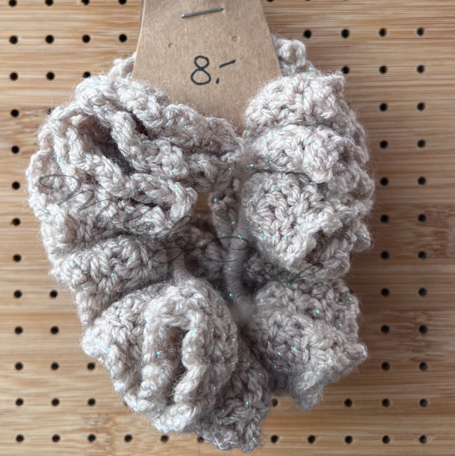 Chouchou tutu fournis  M