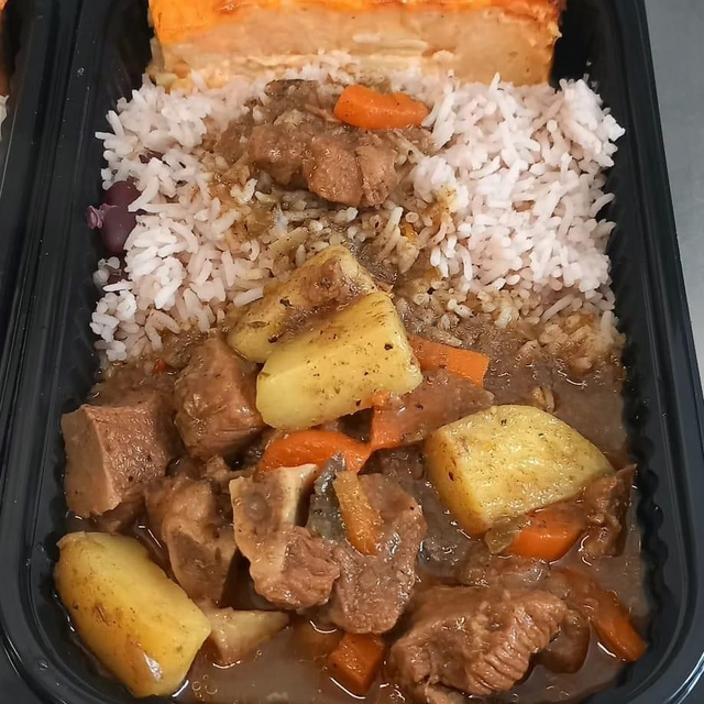 Curry Goat (Popular)