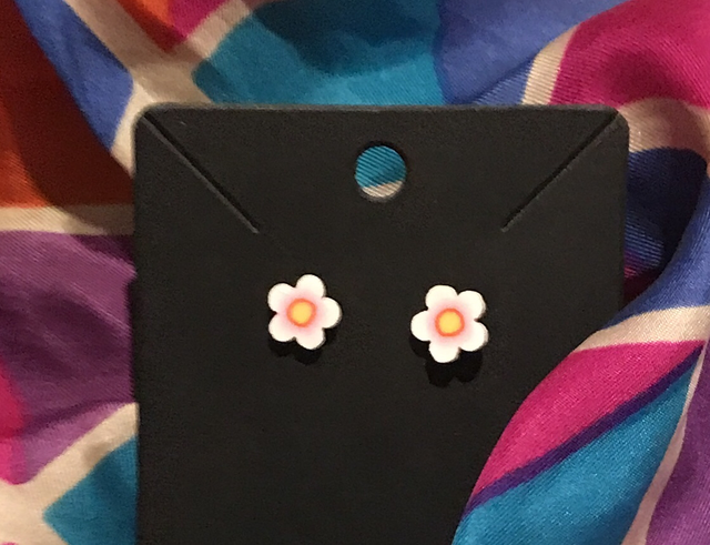 Children White Earrings- CWE03