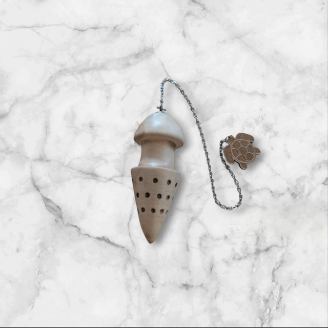 8.Pendule 21 en bois de cerisier