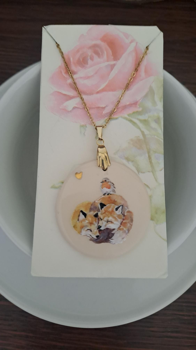 Bijoux foxes and robin 