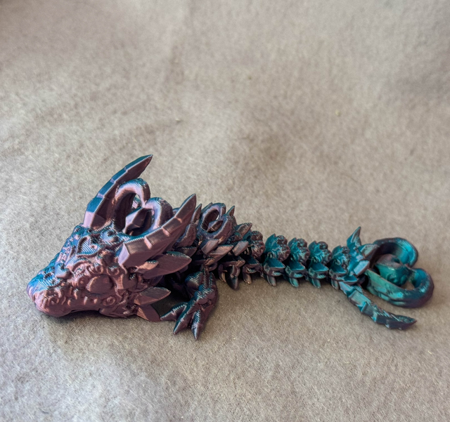 Dark Heart Dragon Keyring