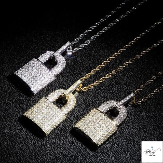Collier Pendentif Cadenas En Diamant