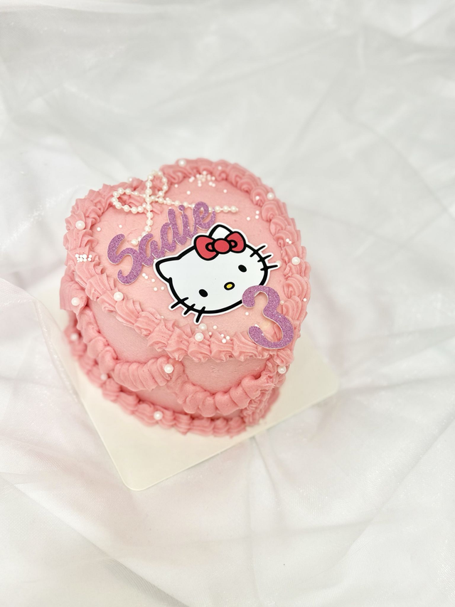 Hello Kitty Heart Birthday Cake
