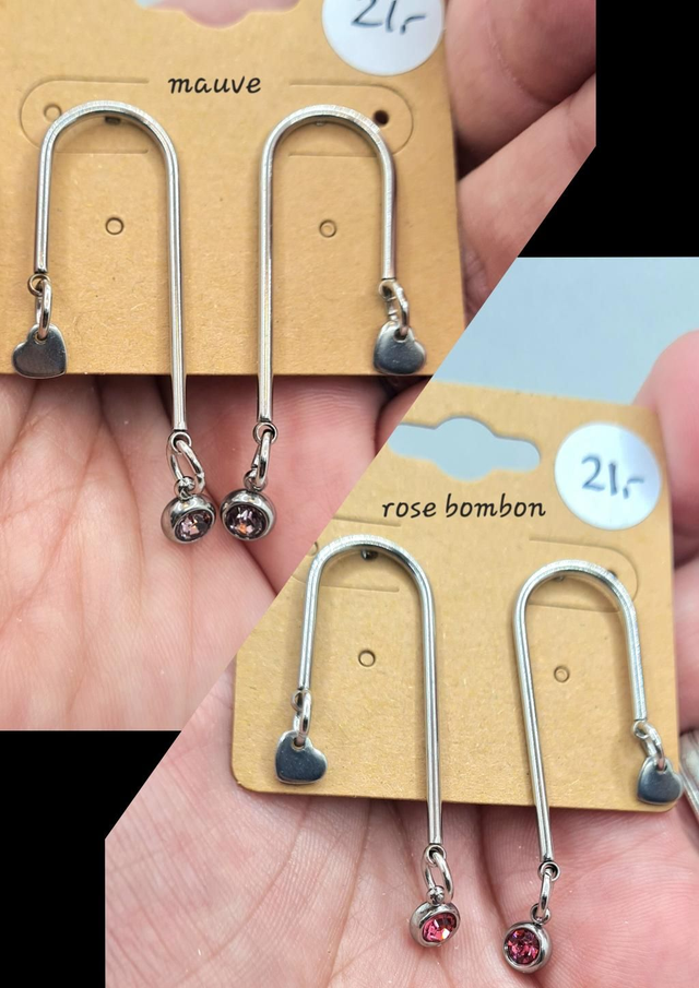 Clous d'oreilles "Jenny" en acier inoxydable argent + strass (coloris à choix)