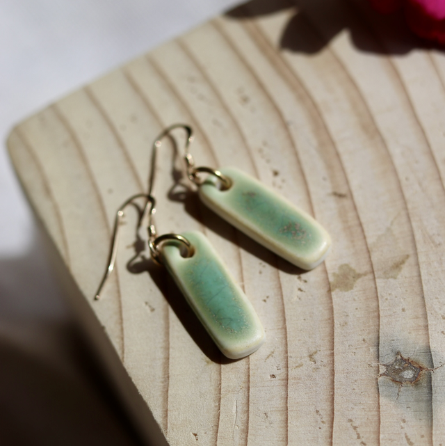 Boucles d&#039;oreilles en porcelaine 