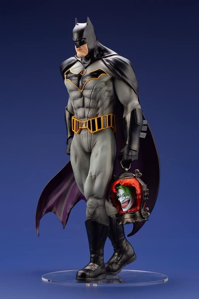 DC Comics: Batman (Last Knight on Earth) ARTFX Figure