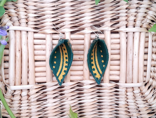 Boucles d&#039;oreilles wax velours vert