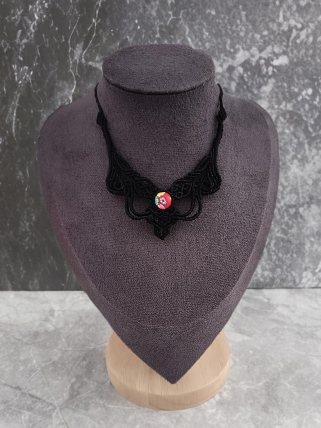 Collier réglable bohème noir "Éclat d argile"