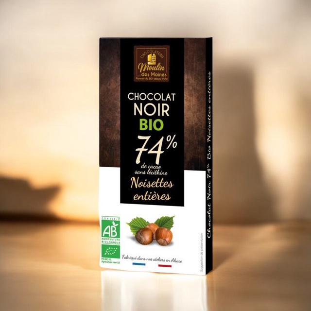 Chocolat noir aux noisettes entières 🍃