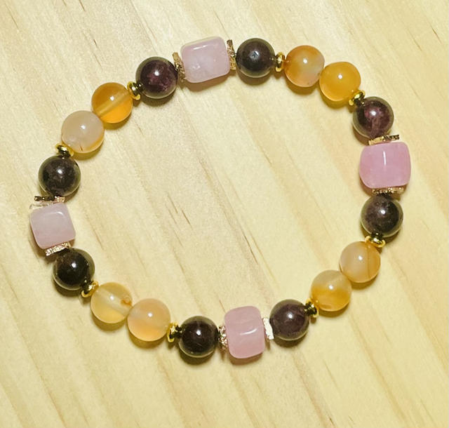 HARMONIE , Grenat , Cornaline et Quartz Rose