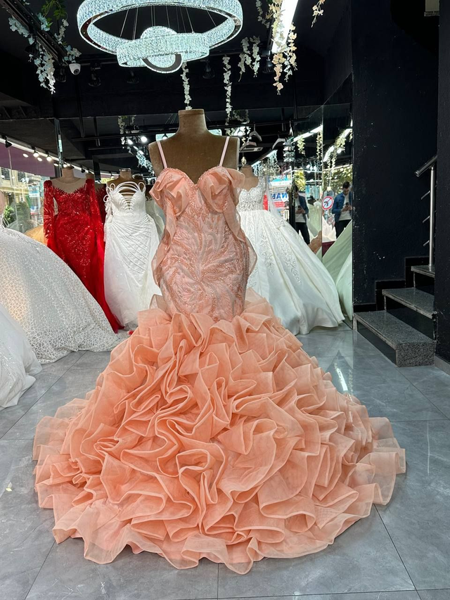 Robe de Mariée Sirène Col tombant en Satin et Tulle / Réf : RMS34