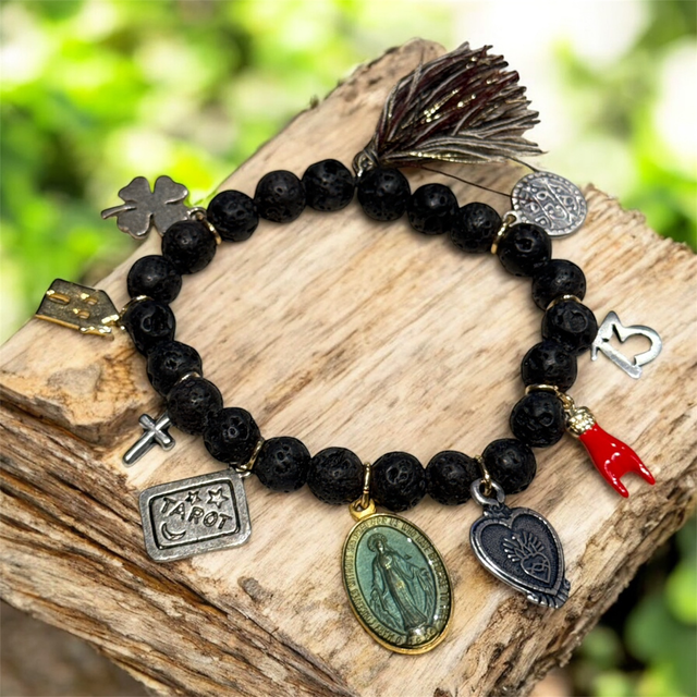 Bracciale multicharms pietra lavica 26NG-9