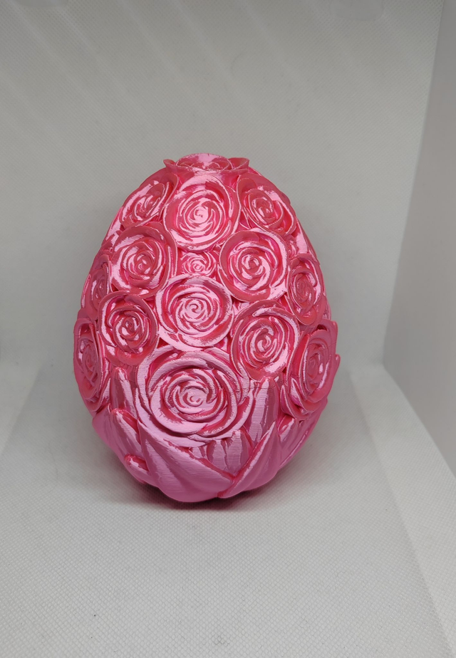 Oeuf de dragon roses