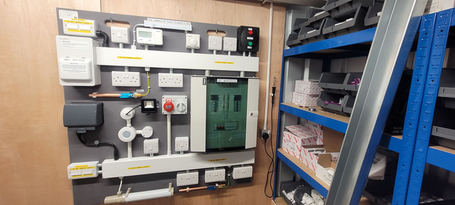The Commercial Combined Test & Inspection/Fault Diagnosis Rig