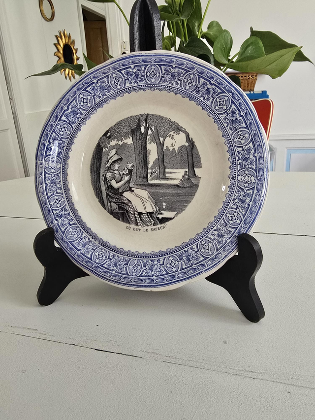 Assiette parlante Gien 