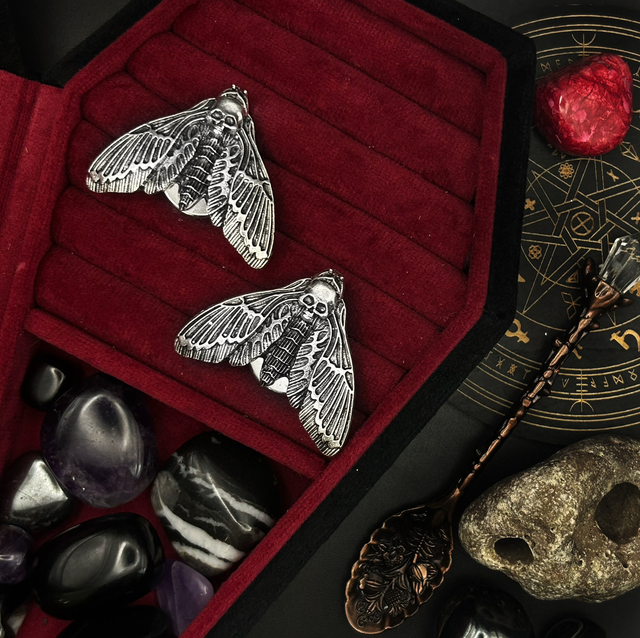 Death moth (closed wing) cufflinks 