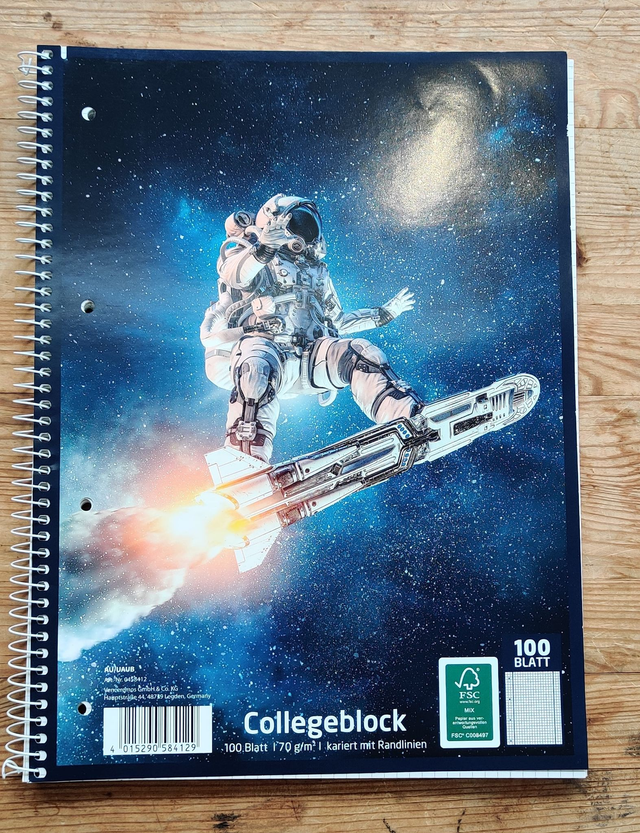 Collegeblock kariert - Space