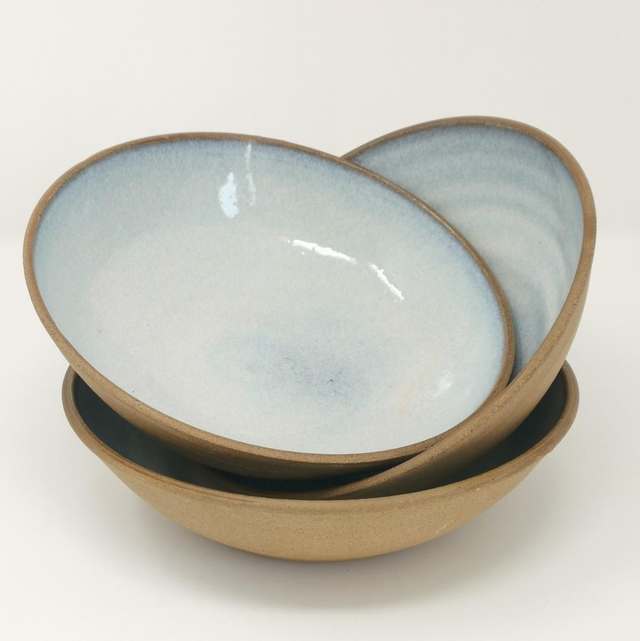 Medium toasted stoneware bowl - Daybreak glaze