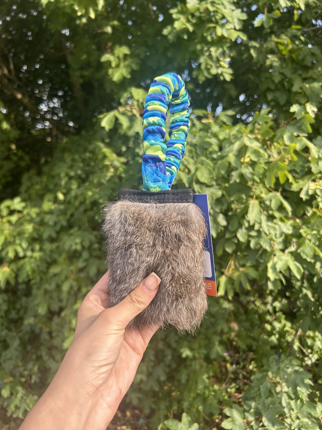 Rabbit Skin Pocket Bungee Squeaker